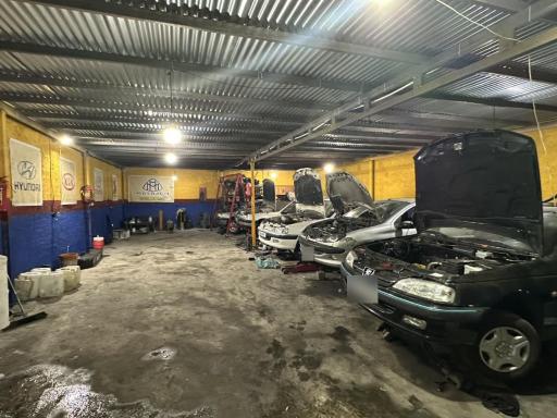 تعمیرگاه می باخ