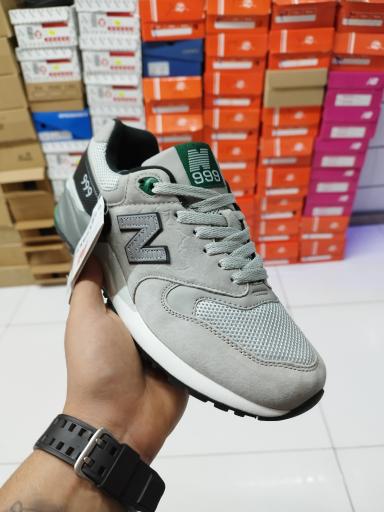 عکس کفش وحید