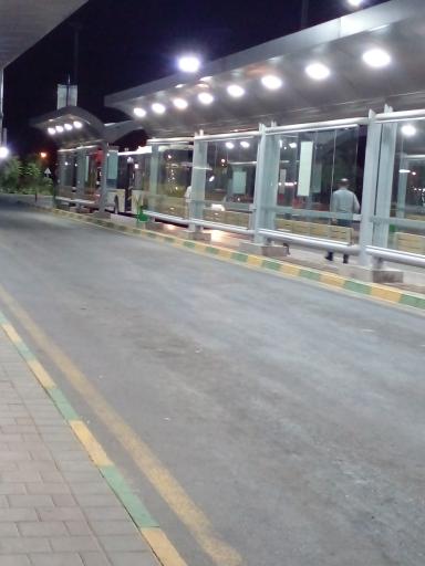 عکس ایستگاه اتوبوس پایانه شهید جوان