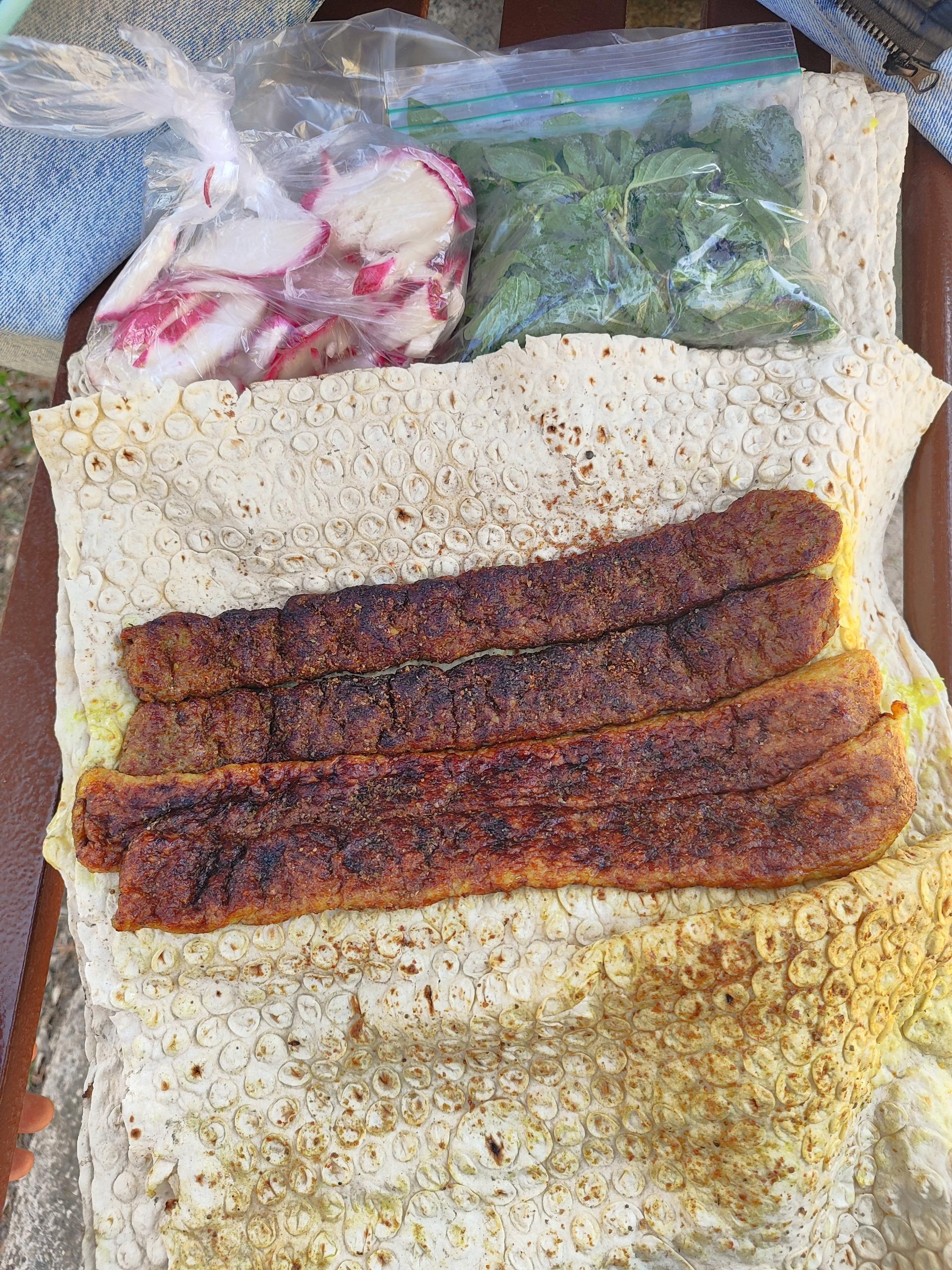 عکس کبابی نوین