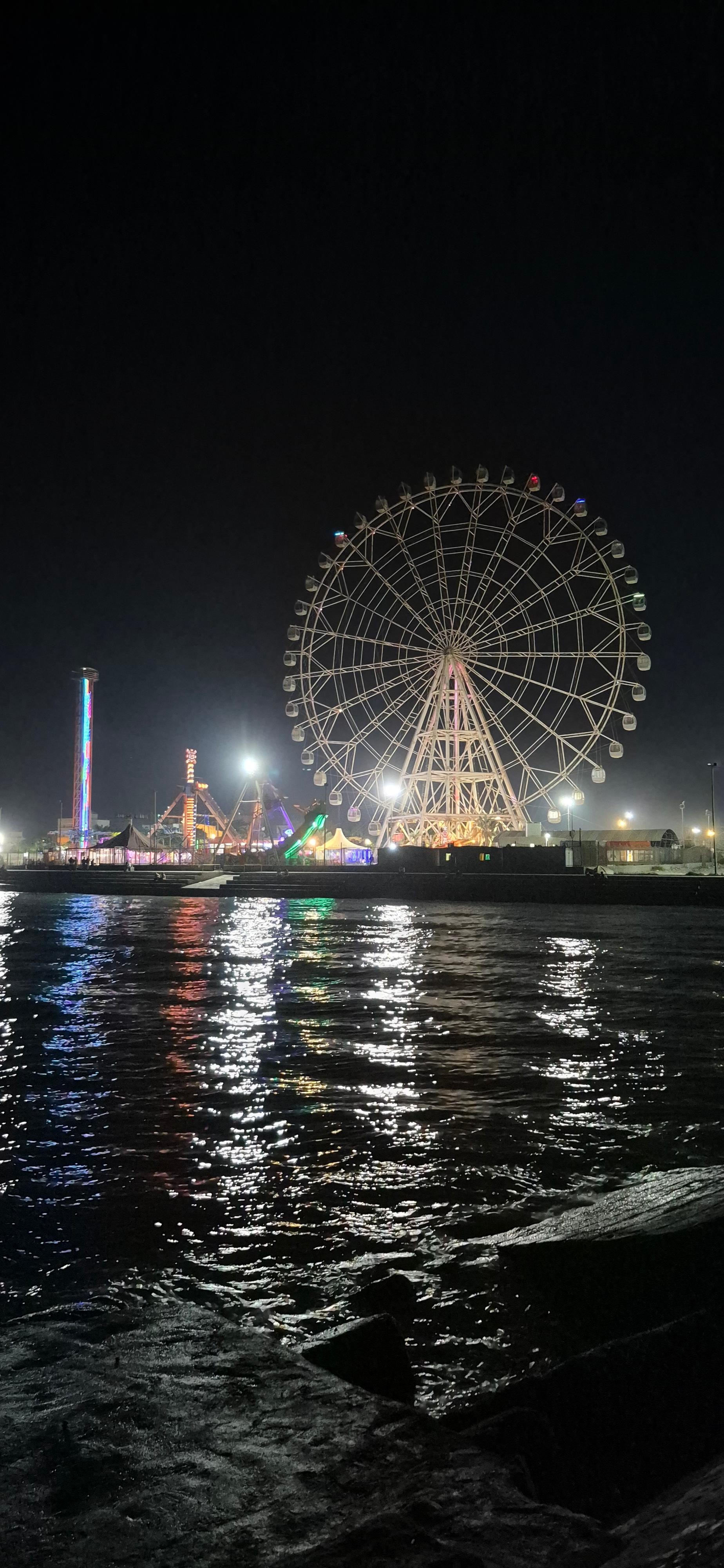 عکس شهربازی سرزمین آفتاب بوشهر