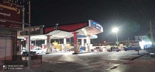 عکس جایگاه سوخت (CNG و بنزین)