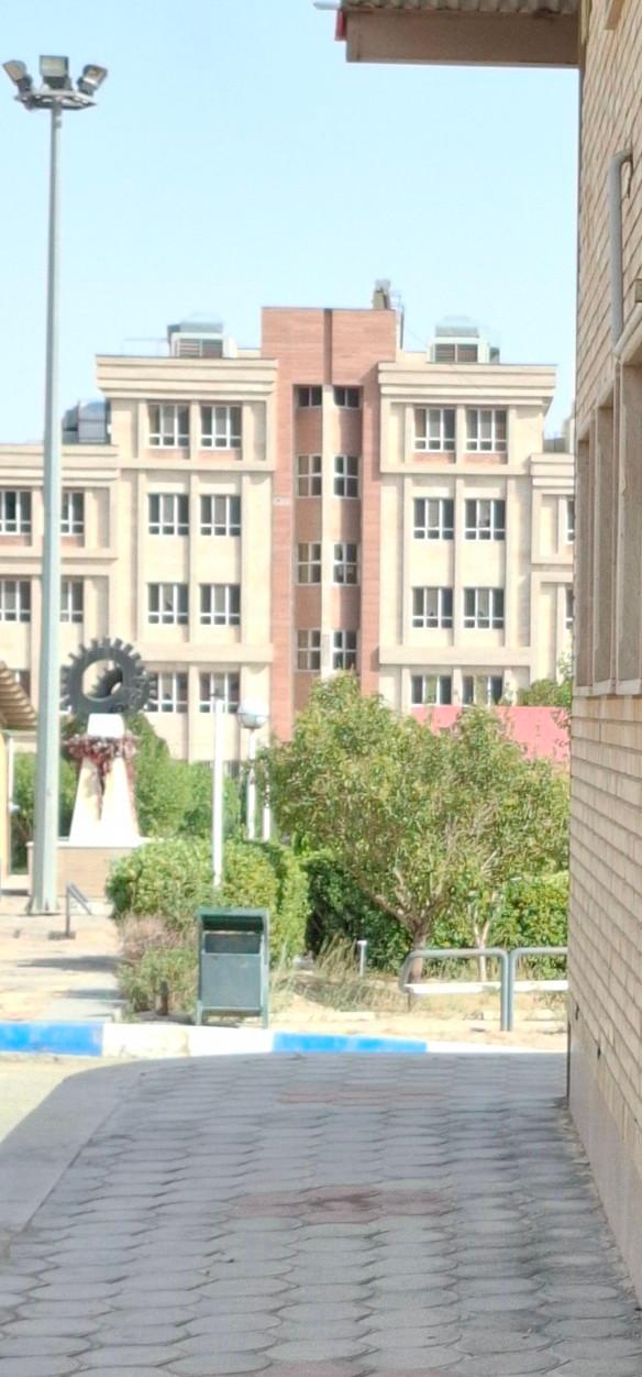 عکس دانشگاه آزاد اسلامی واحد پرند