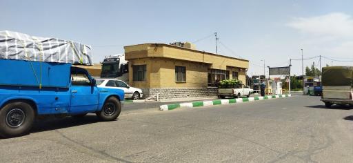 عکس میدان میوه و تره‌بار قم