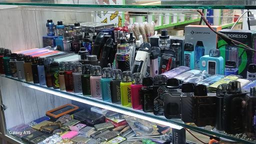 عکس دکه دخانیات بارکد