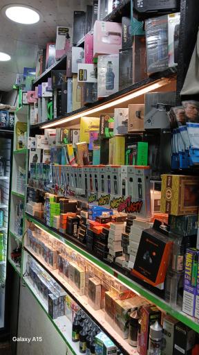 عکس دکه دخانیات بارکد