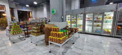 عکس بازار محلی تکال