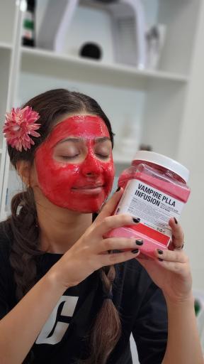 عکس سالن و آموزشگاه زیبایی مریم خزائینه