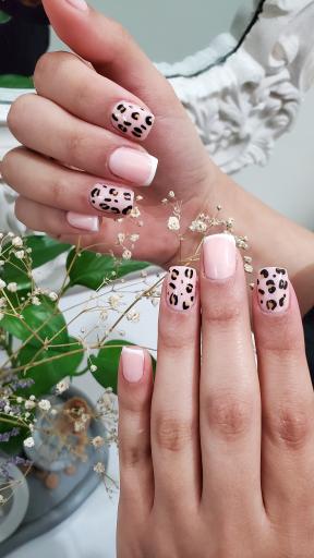 عکس سالن و آموزشگاه زیبایی مریم خزائینه