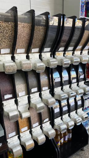 عکس بنگاه مواد غذایی ایمانی