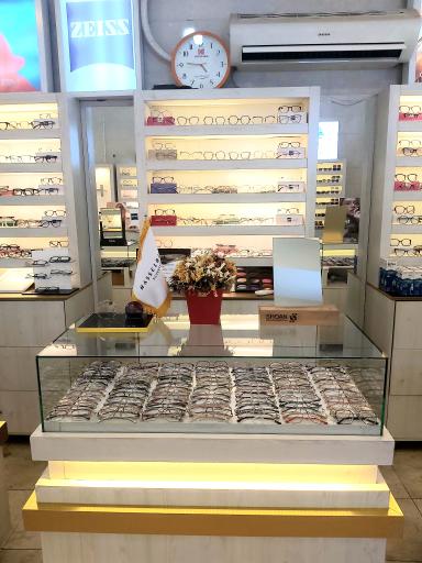 عکس عینک دانشجو (جهانشهر) 