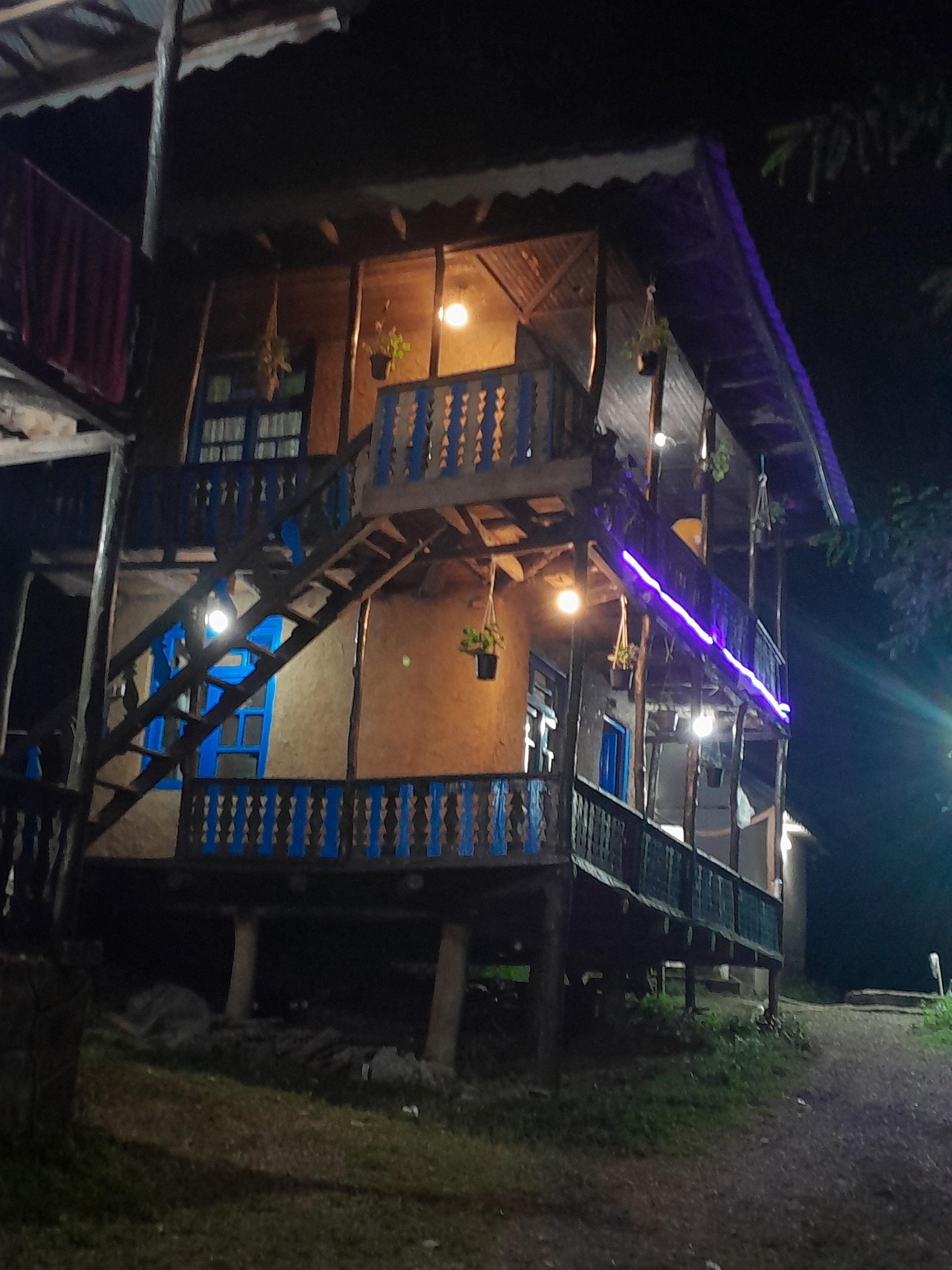 عکس مجتمع اقامتی گردشگری علی کریمی