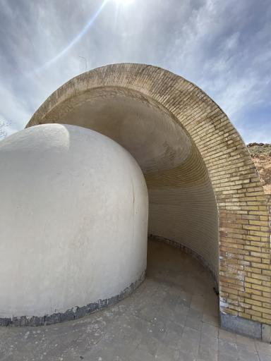 عکس مقبره دهقان سامانی