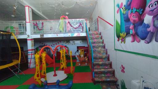 عکس قصر بازی شاپرک