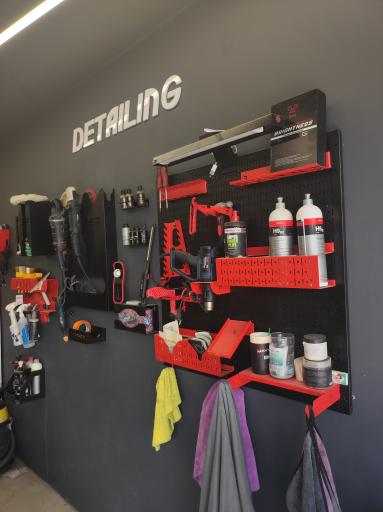 عکس مرکز زیبایی خودرو اتووان