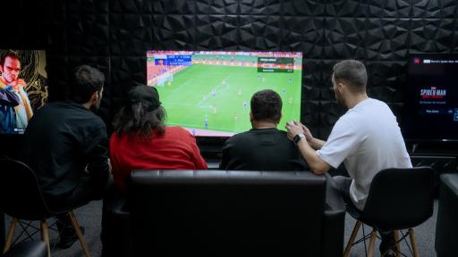 عکس کافه گیم ایلوژن