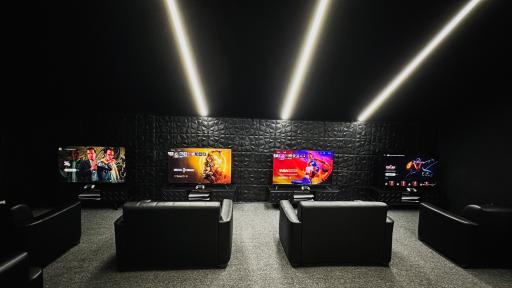 عکس کافه گیم ایلوژن