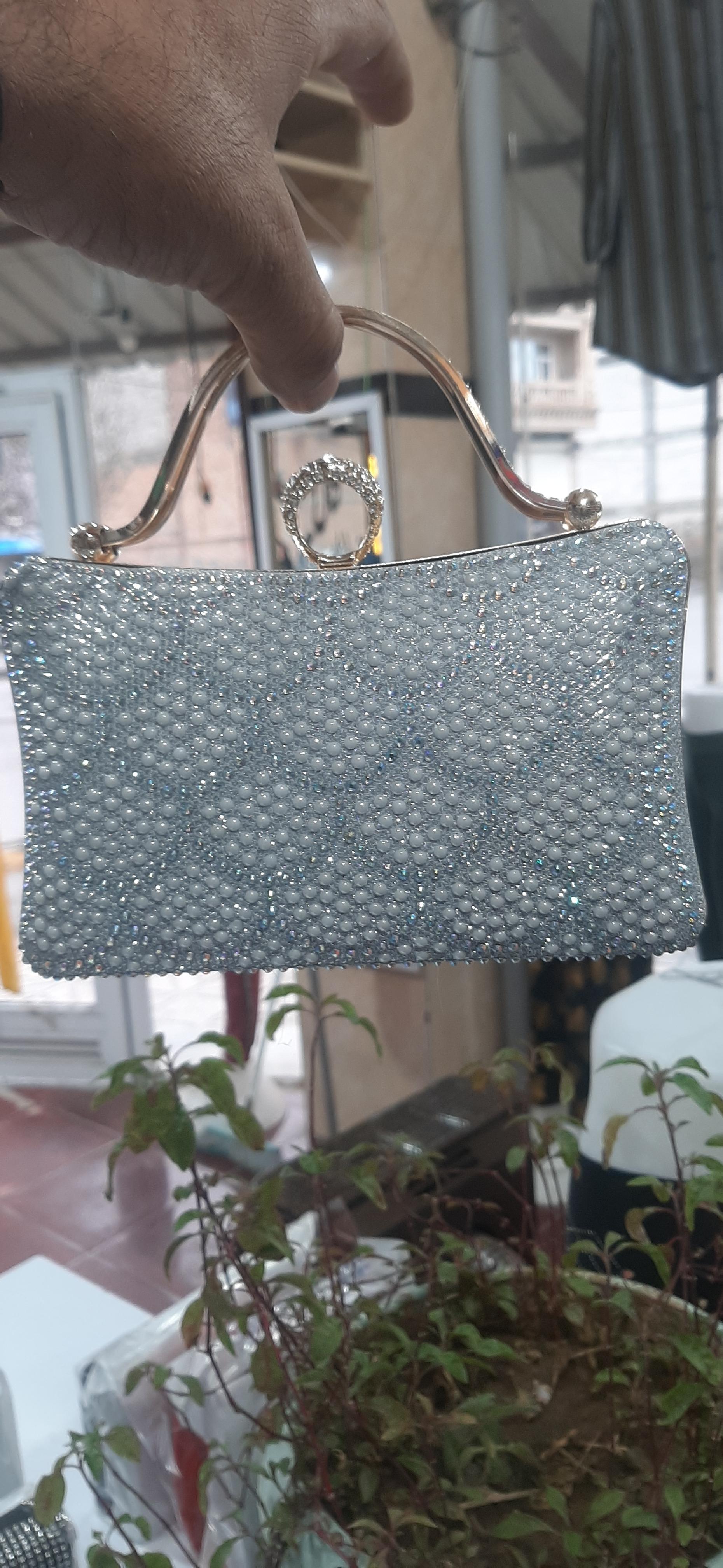 عکس گالری شال و روسری شیوا