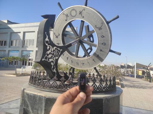 عکس ساعت آفتابی بندرعباس