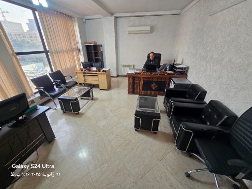 عکس دارالترجمه رسمی پارسیس