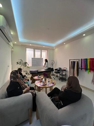 عکس آموزشگاه درخشنده