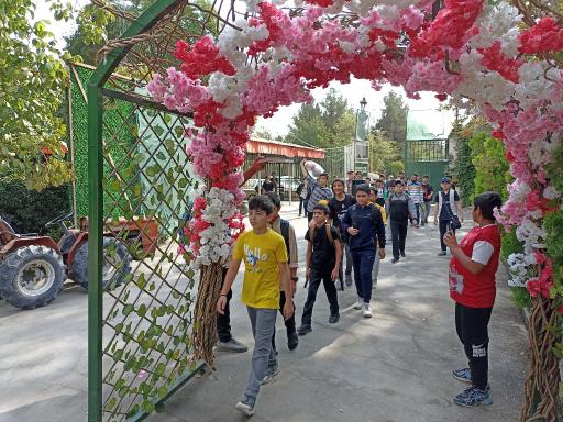 عکس دبیرستان عبدالله نژاد