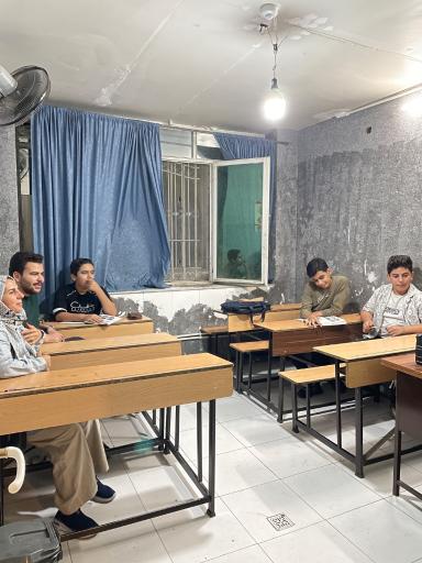 عکس آکادمی زبان آسان