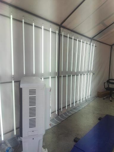 عکس کارشناسی تشخیص رنگ خودرو پرشین