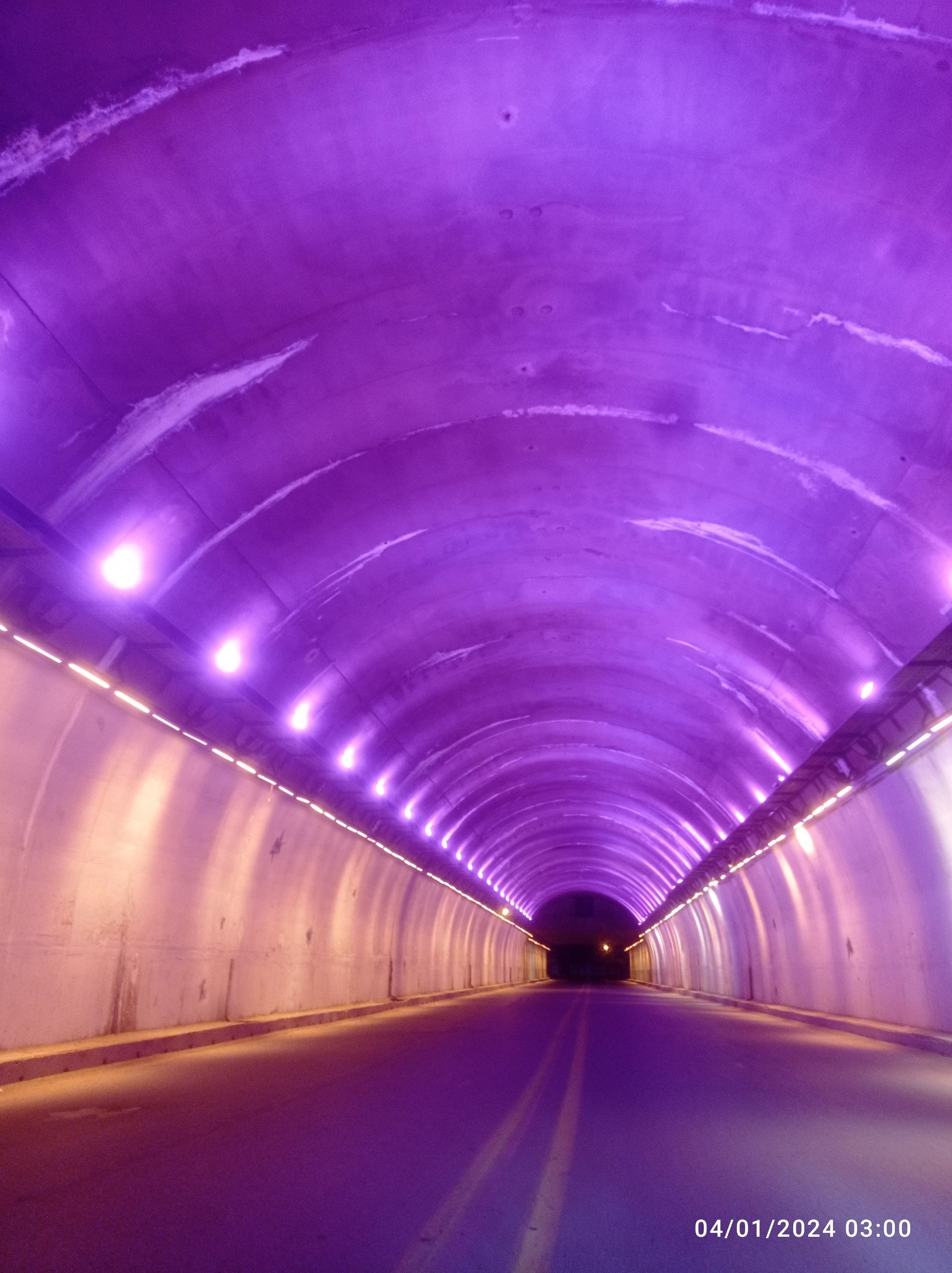 عکس زیرگذر بهشتی