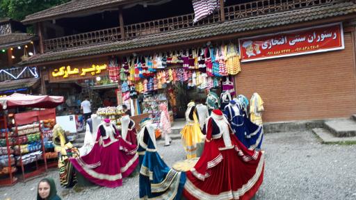 عکس بازارچه قلعه رودخان