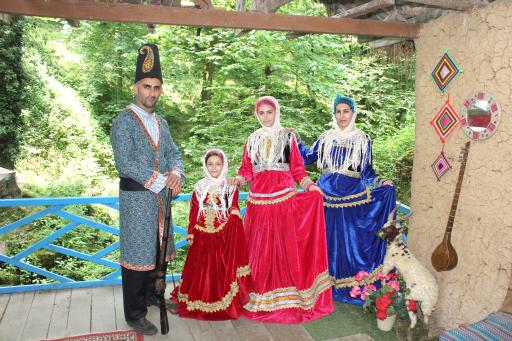 عکس بازارچه قلعه رودخان