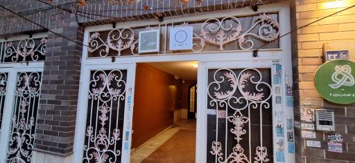 عکس گالری هنری آقا و خانوم عشقی