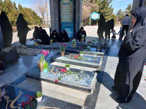 عکس آرامگاه شهدای گمنام