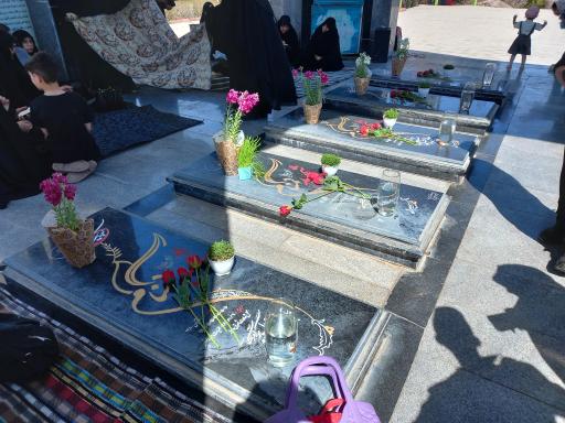 عکس آرامگاه شهدای گمنام