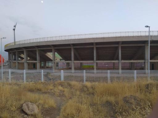 عکس ورزشگاه 22 گولان