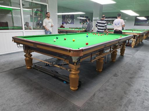 عکس باشگاه بیلیارد کوروش عمو بهزاد