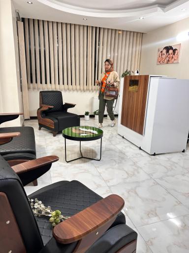 عکس مرکز پوست و مو