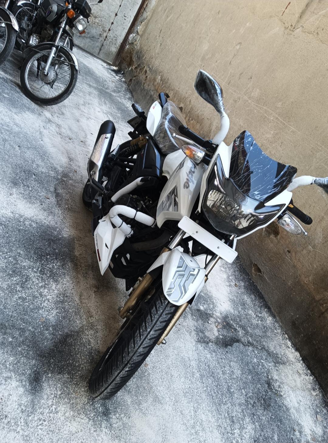 عکس موتور سازی تاجیک 