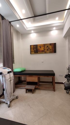 عکس کلینیک فیزیوتراپی دکتر شهاب