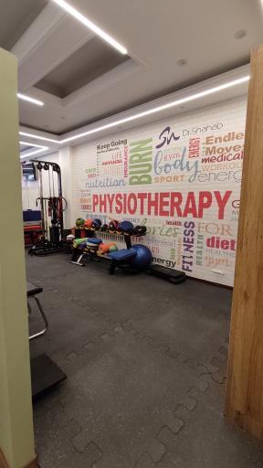 عکس کلینیک فیزیوتراپی دکتر شهاب