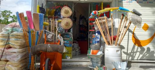 عکس فروشگاه ابزارآلات