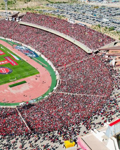 عکس استادیوم یادگار امام تبریز