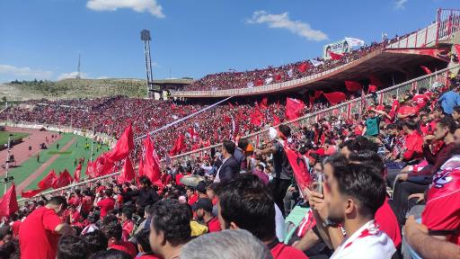 عکس استادیوم یادگار امام تبریز