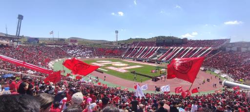 عکس استادیوم یادگار امام تبریز