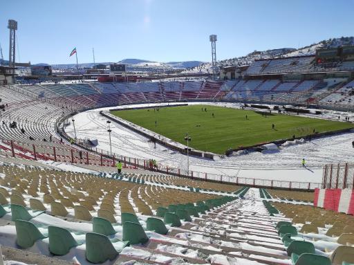 عکس استادیوم یادگار امام تبریز