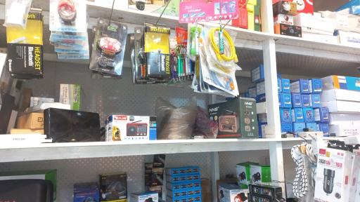 عکس کالای برق و دوربین مداربسته علی نیا 