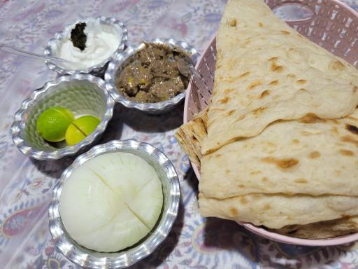 عکس رستوران هشتگ