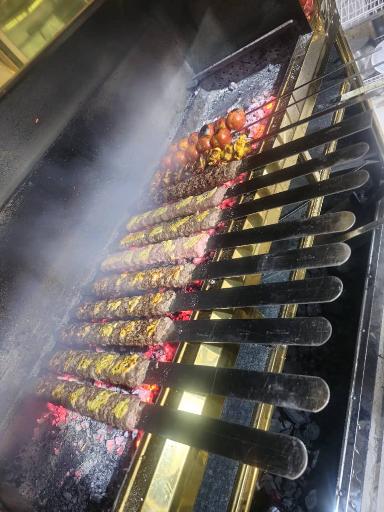 عکس کباب ساطوری آس بناب
