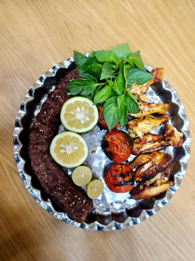 عکس کباب ساطوری آس بناب