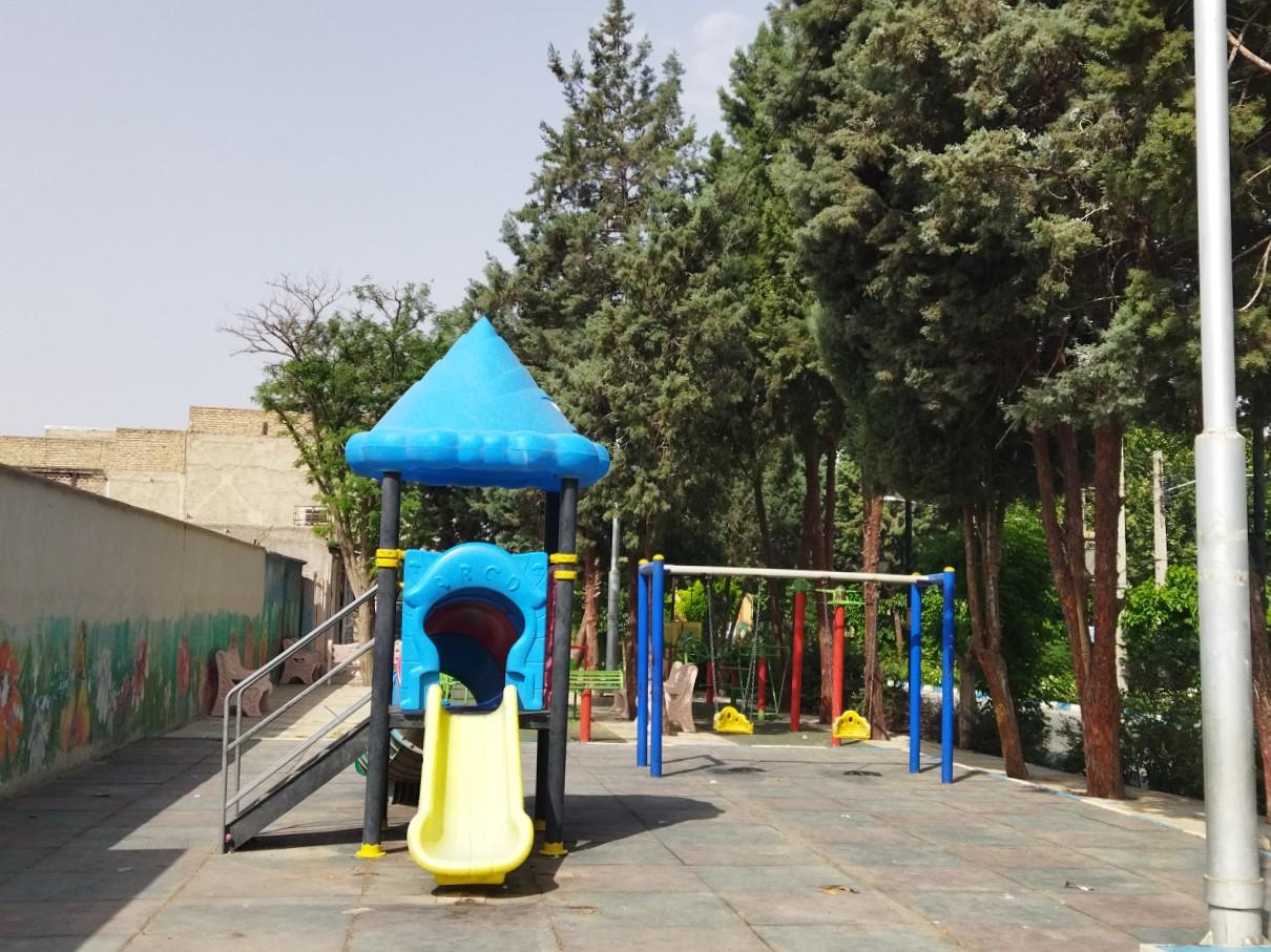 عکس پارک کوچک یوسف آباد